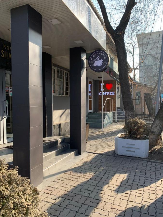 Hotel Silk Way Almaty Exterior foto