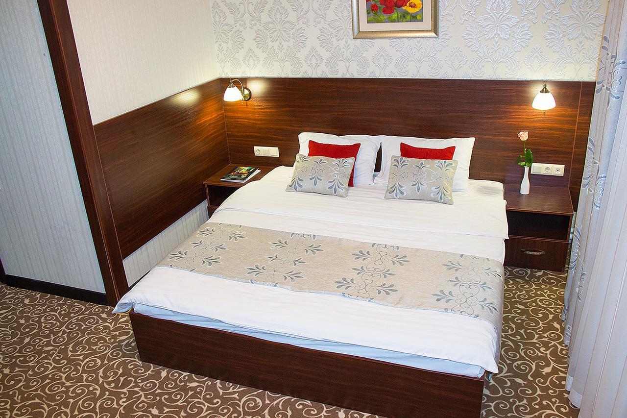 Hotel Silk Way Almaty Exterior foto